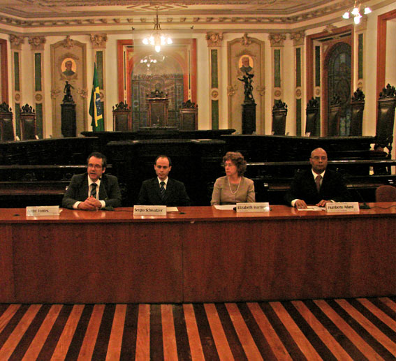 A partir da esquerda: André Fontes, Sergio Schwaitzer, Elizabeth Martinez e Humberto Adami