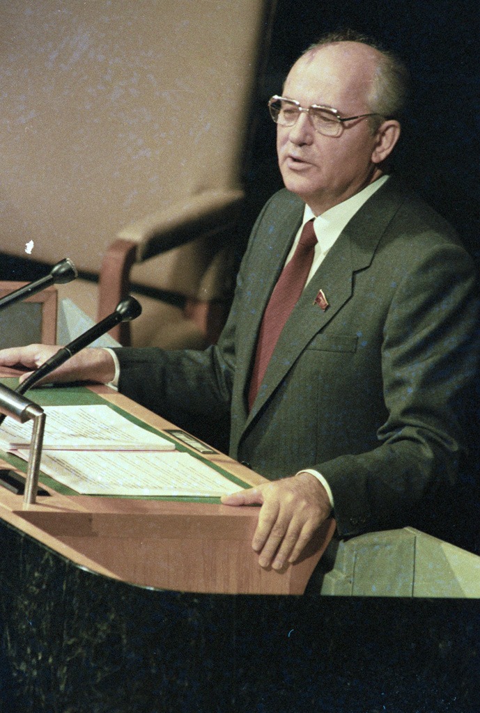 1990