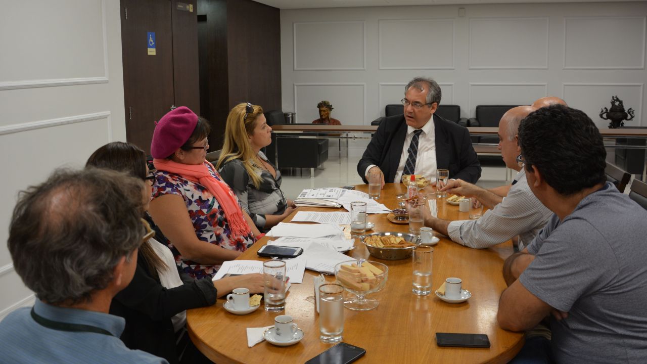 André Fontes se reuniu com a Subcomissão Permanente de Acessibilidade e Inclusão