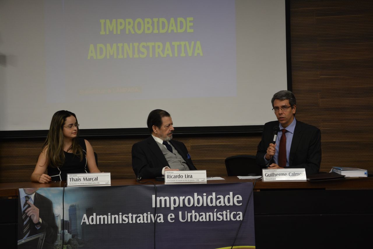 A partir da esquerda: advogada Thaís Marçal, Ricardo Lira e Guilherme Calmon