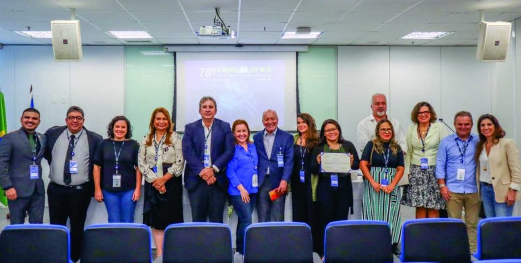 Na foto posada, integrantes da 78ª reunião do Conselho Nacional das Escolas de Magistratura Trabalhista (Conematra)